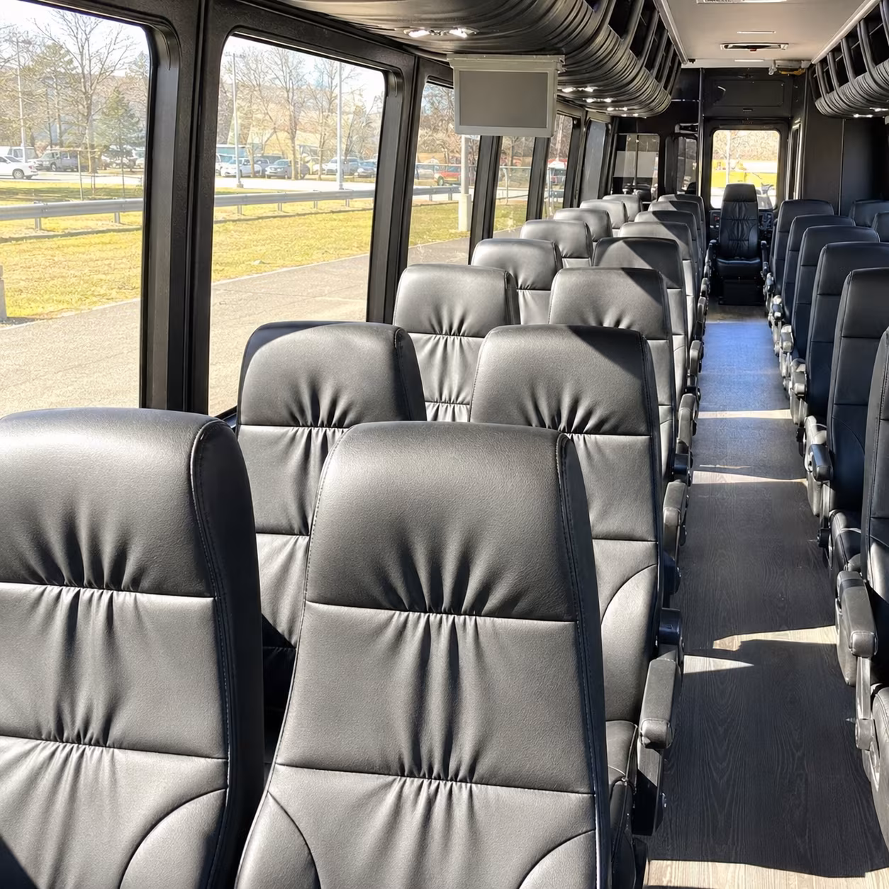 airport pickup and drop off buses for out of town wedding guests