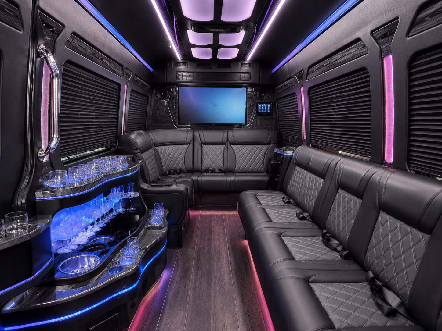 festival and private event buses serving hawthorne
