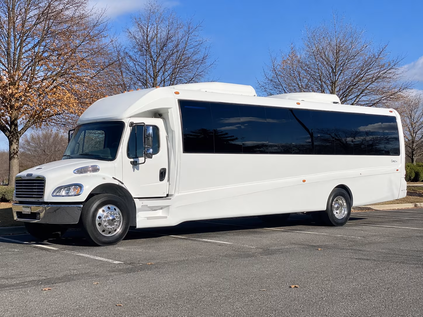 hawthorne party bus