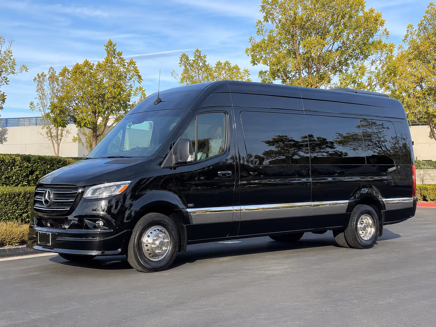hawthorne wine tour brewery transportation