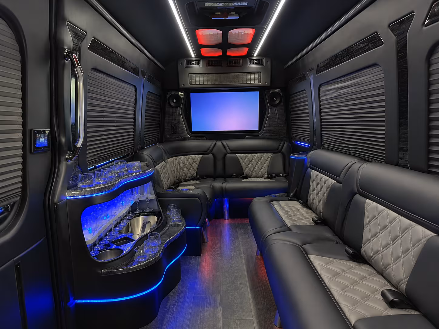 shuttle buses for government training events and conferences